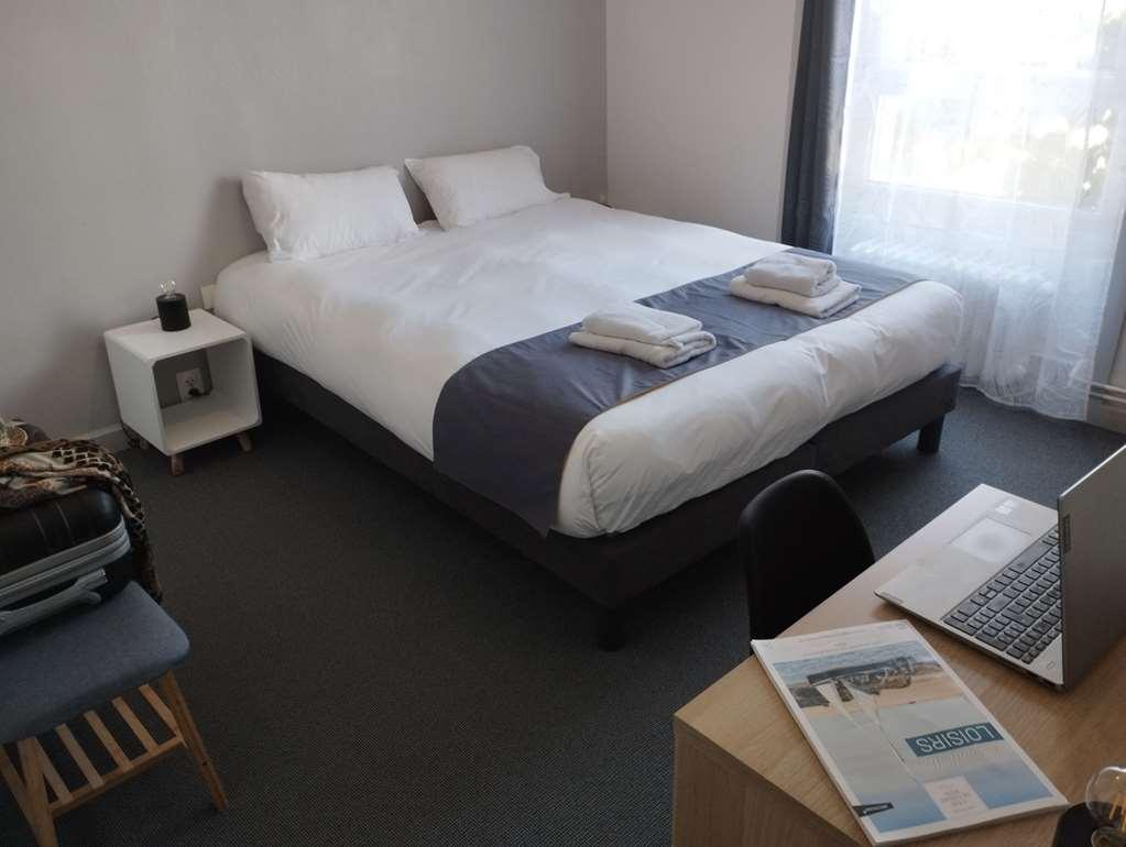 Brit Hotel L'Arrivee Guingamp Camera foto